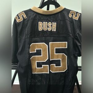 Bush on field saints jersey / size X-Large